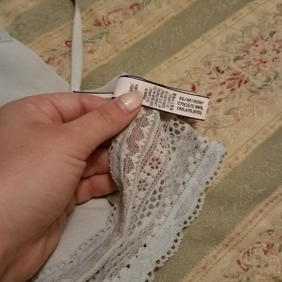 Victoria's Secret bralette - Picture 3 of 3